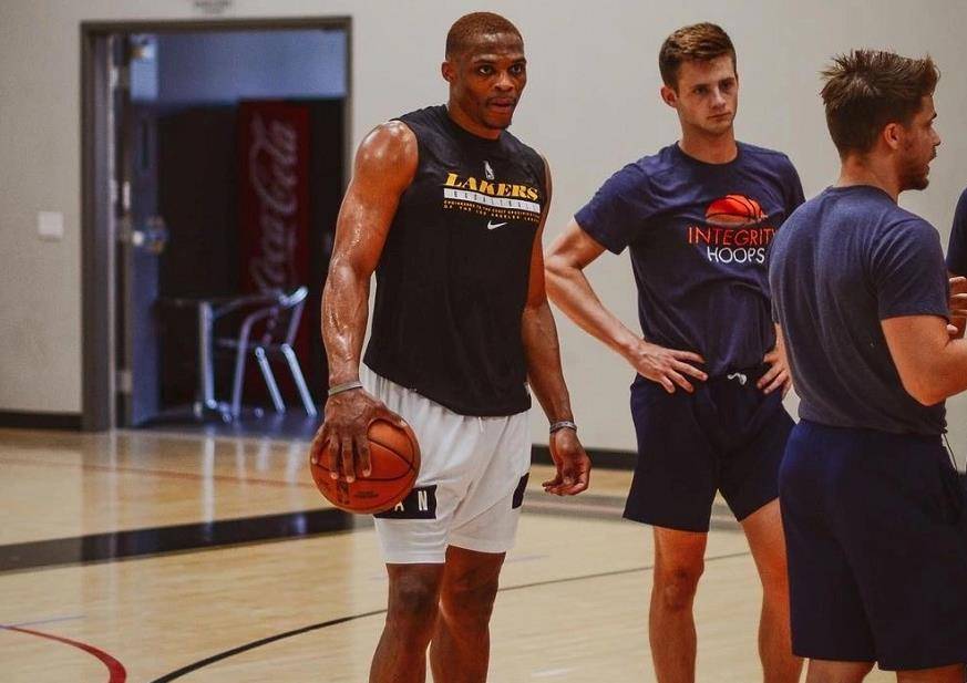 选择一到两 选择一到两